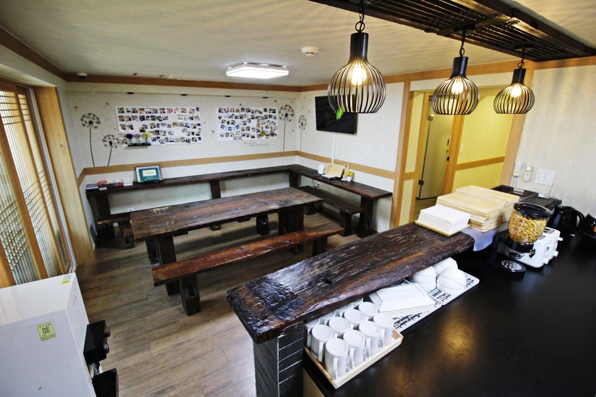 The Blossom Yeonnam Guesthouse Seul Exterior foto